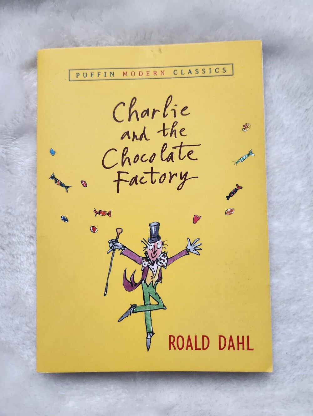 Charlie and the Chocolate Factory Roald Dahl Puffin Modern Classics Paperback
